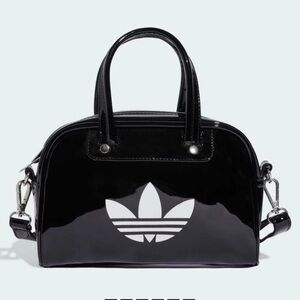🖤 New with tag Adidas MINI BOWLING BAG original black